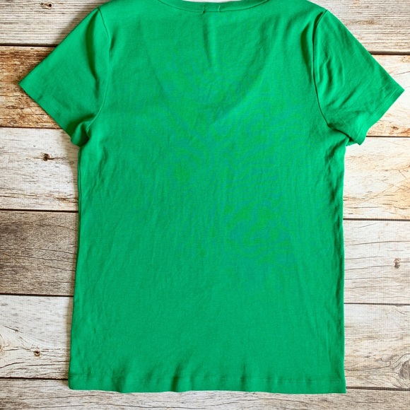 ♻️FREE w BUNDLE♻️ J. Crew V-Neck Knit Tee - Picture 2 of 5